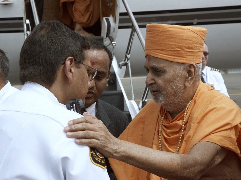 Kashyap and Pramukh Swami Maharaj